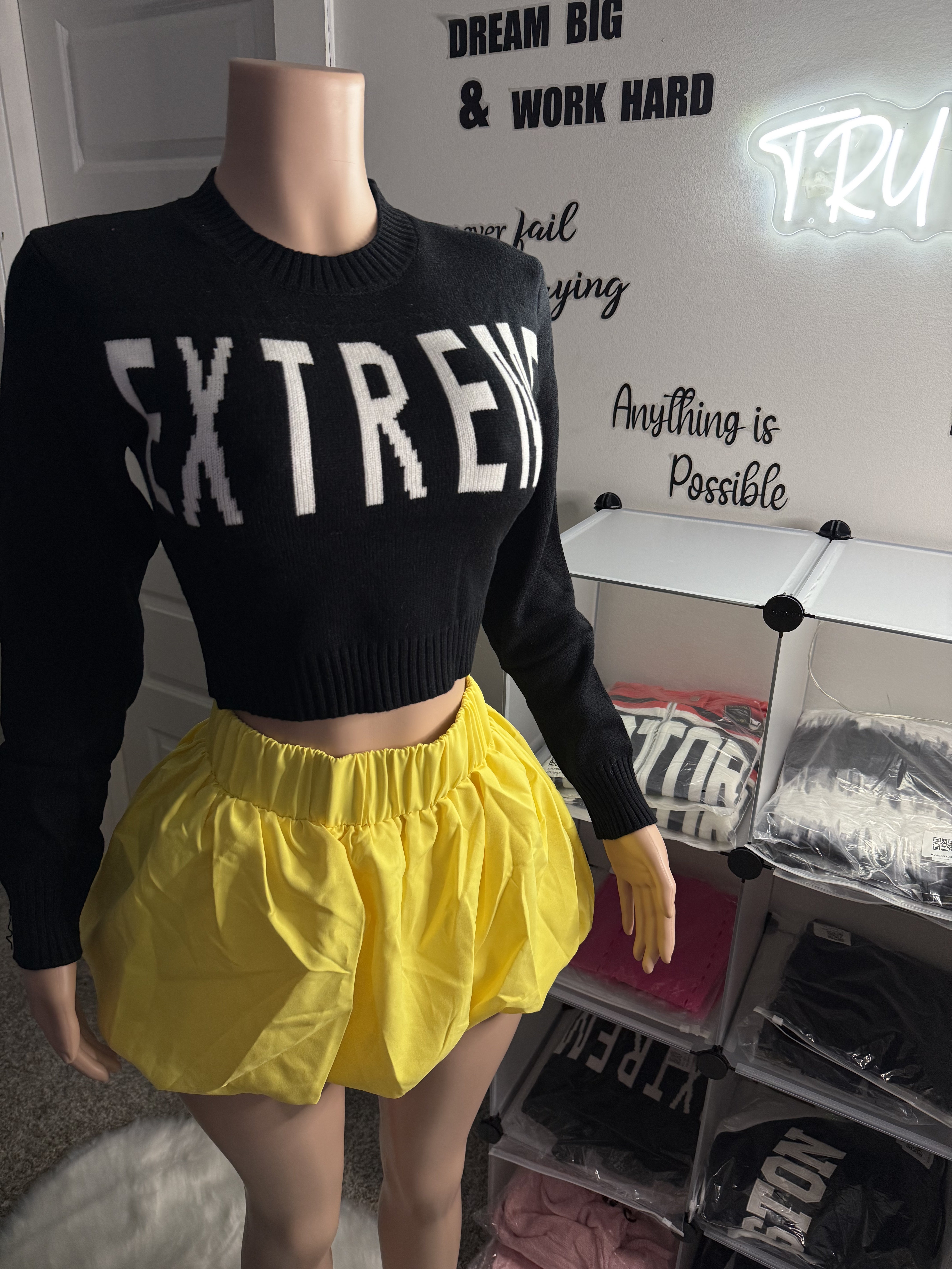 To The EXTREME Crop Sweater