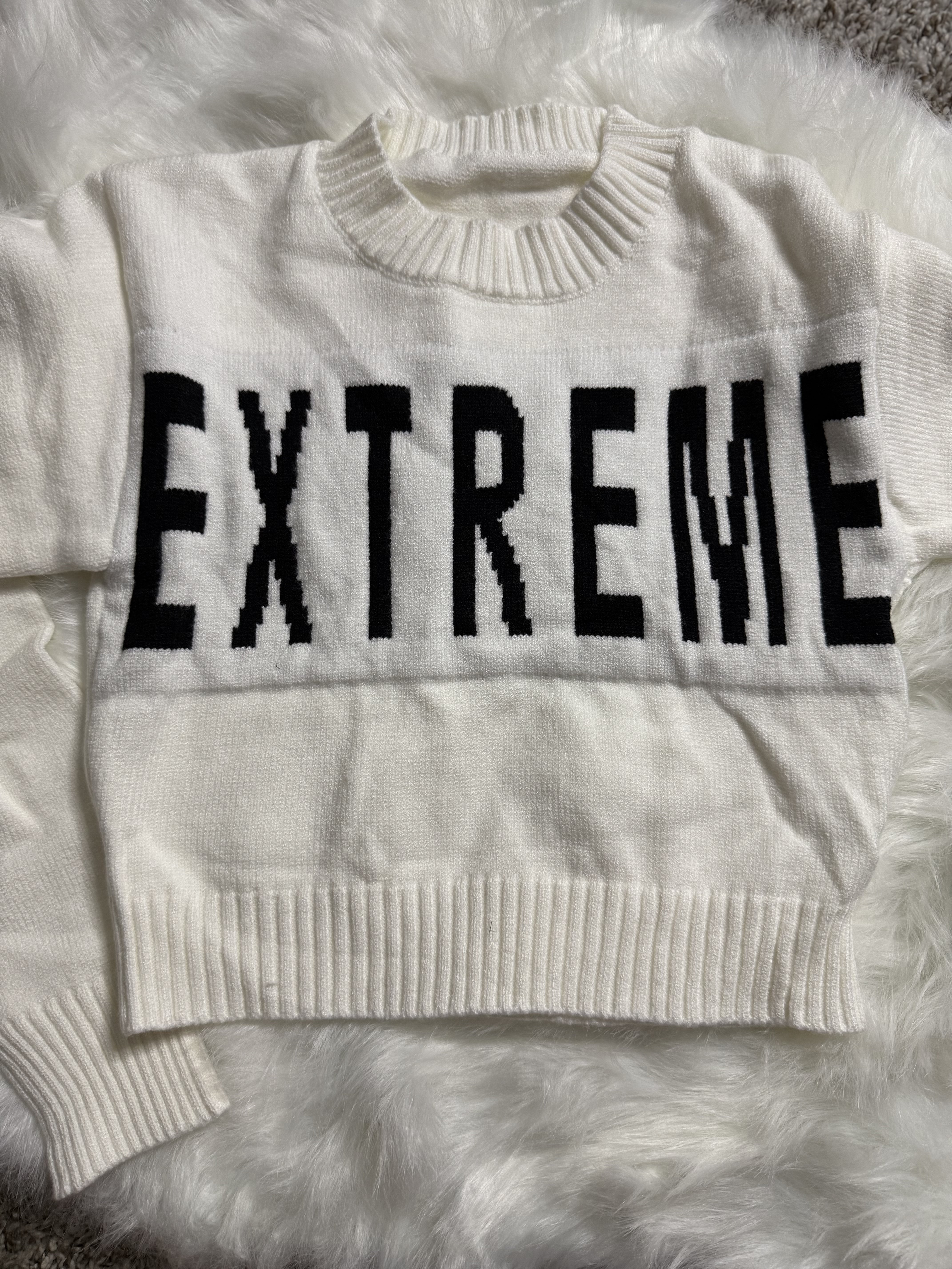 To The EXTREME Crop Sweater