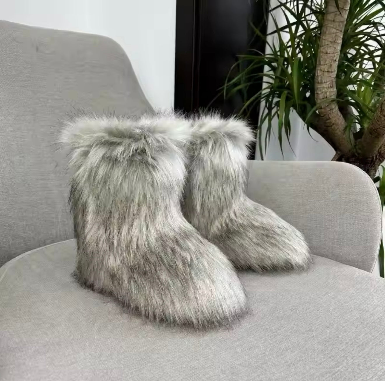 Boots With The Fur **PRE-ORDER**